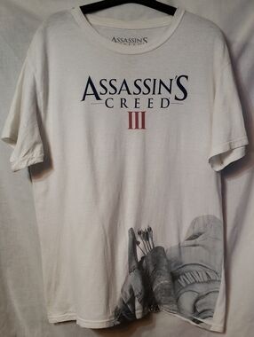 Assassin's Creed III White Graphic Short-Sleeve Tee
